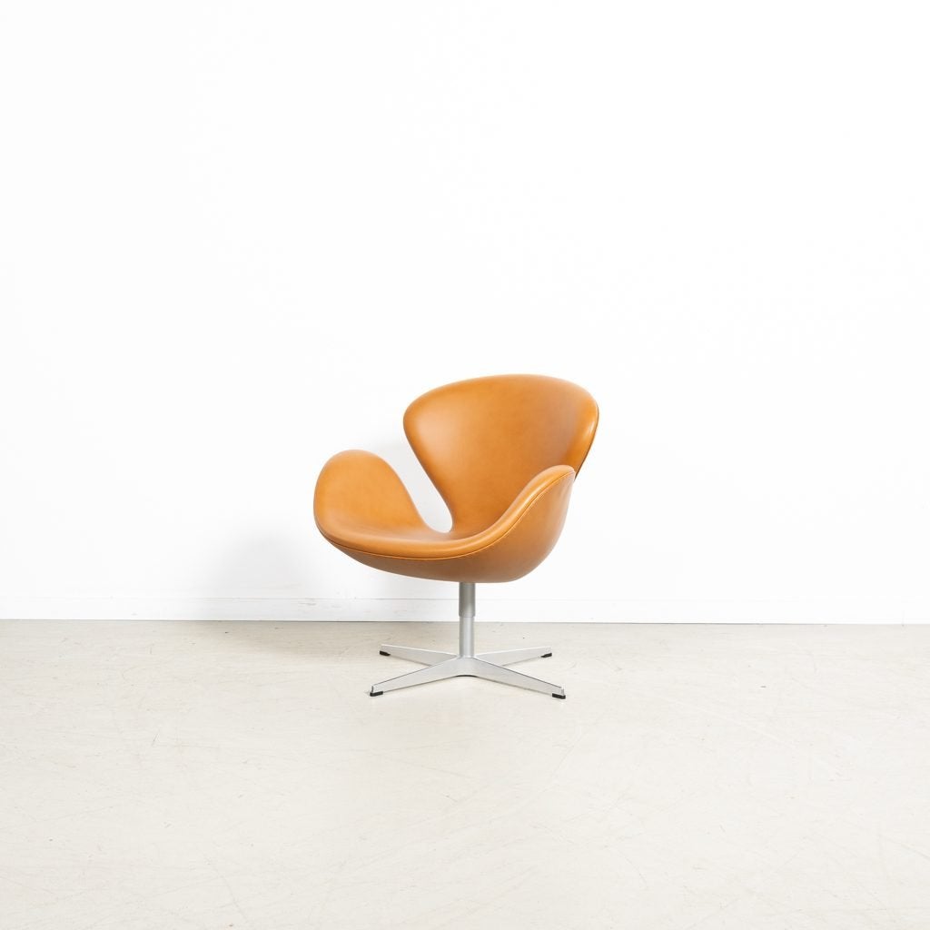Fritz Hansen Swan 3320 Fauteuil Walnut Grace, Niet ingevuld, Nieuw, Niet ingevuld, Niet ingevuld