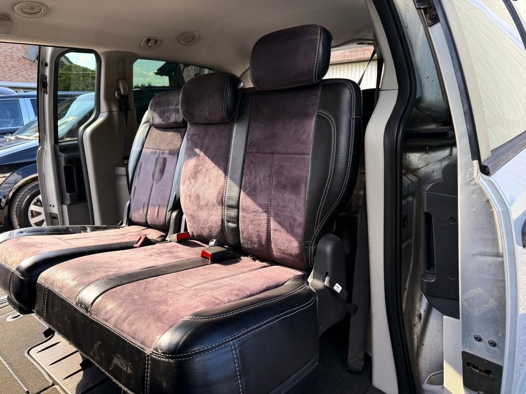 Chrysler Grand Voyager 3.3 V6 LX-PLUS 8-PERSOONS LEDER/STOW&, Auto's, Chrysler, Automaat, 3301 cc, Gebruikt, Zwart