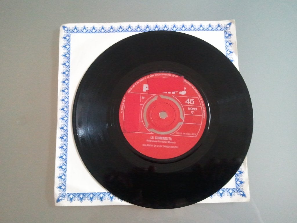 MALANDO en zijn dansorkest - La cumparsita, Cd's en Dvd's, Latin en Salsa, 7 inch, Ophalen of Verzenden, Zo goed als nieuw