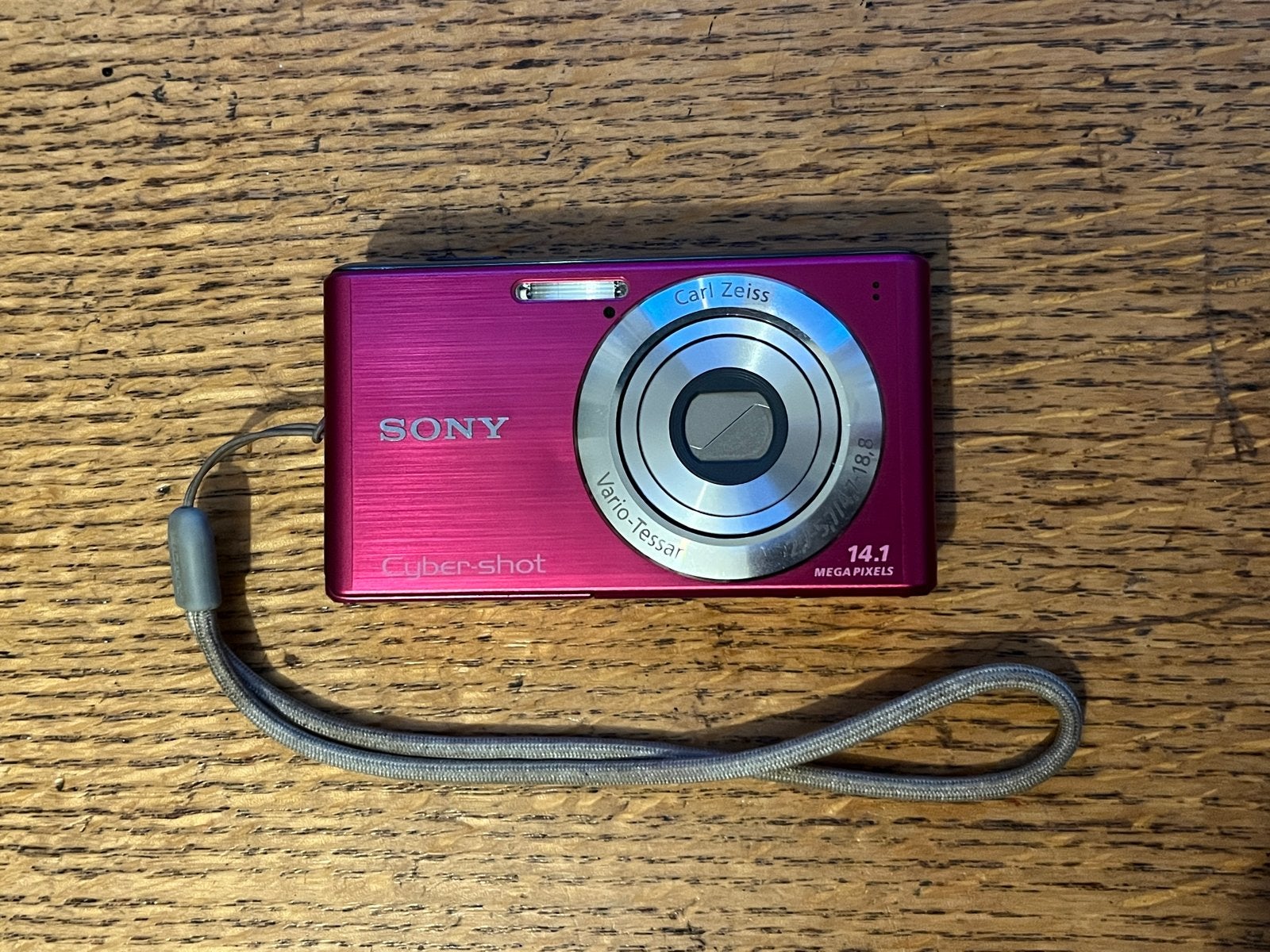 Foto 2 van Sony Cyber-shot DSC-W530 Compactcamera - Roze