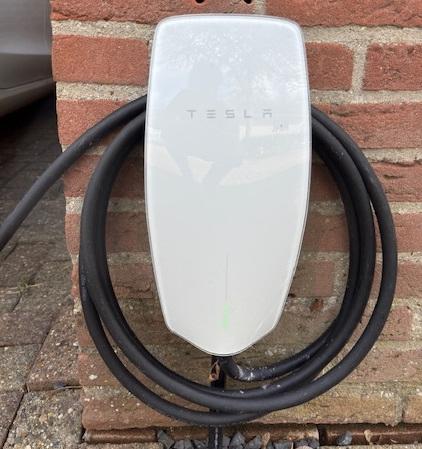 In doos: Tesla Wall Connector Gen 3 (Laadpaal), Ophalen of Verzenden, Zo goed als nieuw, Laadpaal en Laadkabel