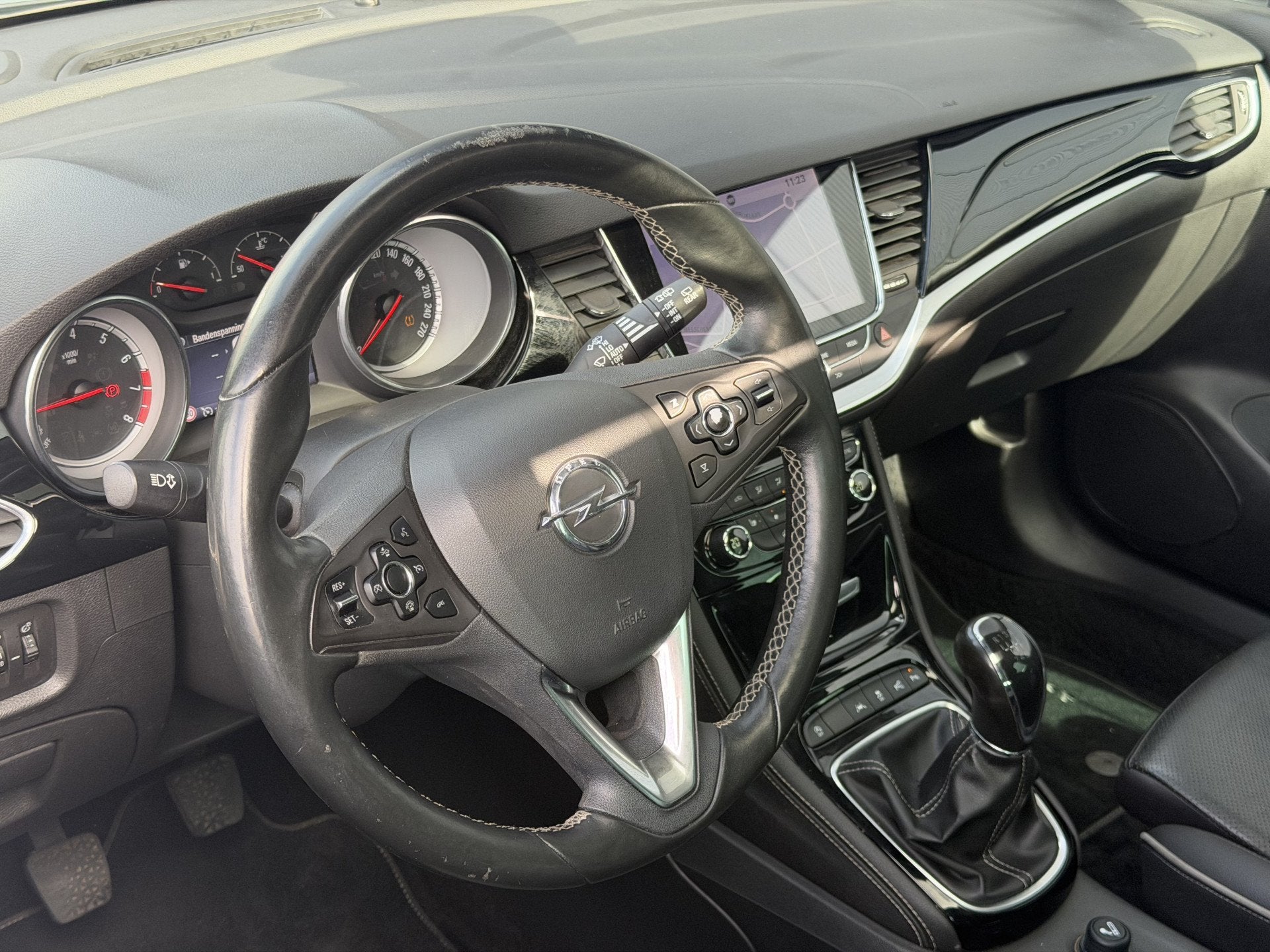 Foto 3 van Opel Astra Sports Tourer 1.6 Turbo Innovation | RIJKLAAR | V