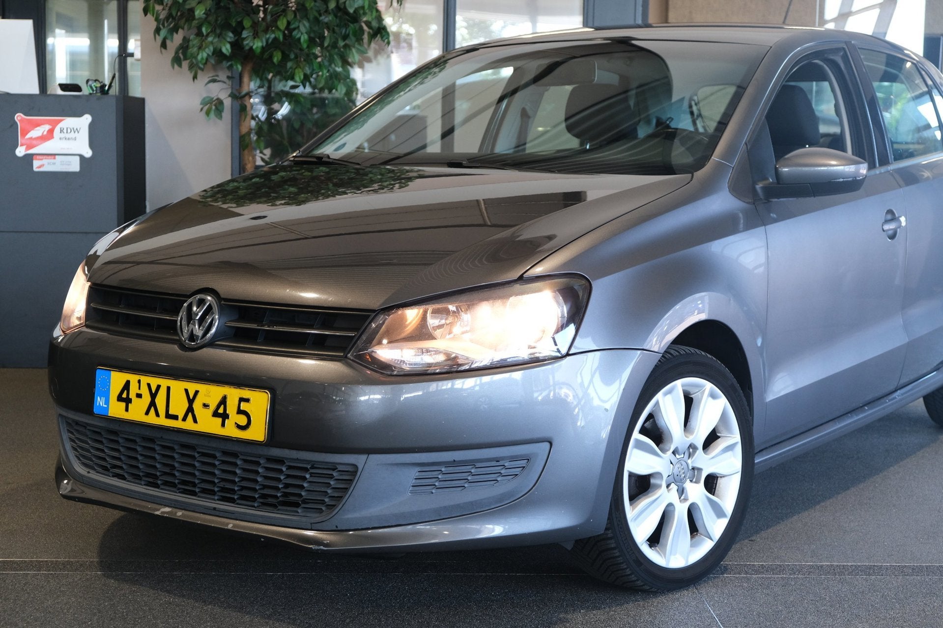 Volkswagen Polo 1.4-16V Trendline Cruise control Climate Pdc, Voorwielaandrijving, 4 cilinders, Automatische klimaatregeling, Bedrijf
