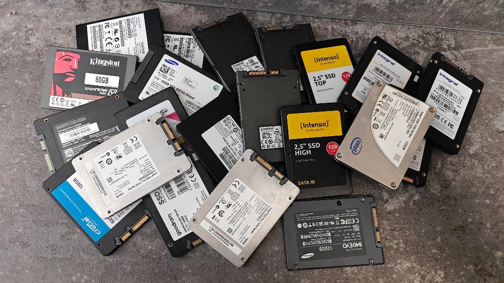 Partij Pulled SSD's, Computers en Software, Harde schijven, Intern, 16-240GB, Refurbished, Ophalen of Verzenden