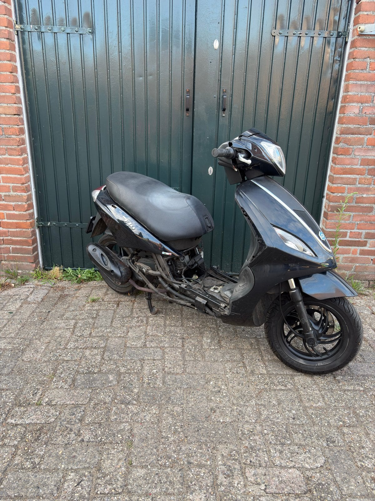 Piaggio Fly 2015 - Start en Rijdt, Opknapper/Onderdelen, Ophalen, Gebruikt, Benzine, Fly