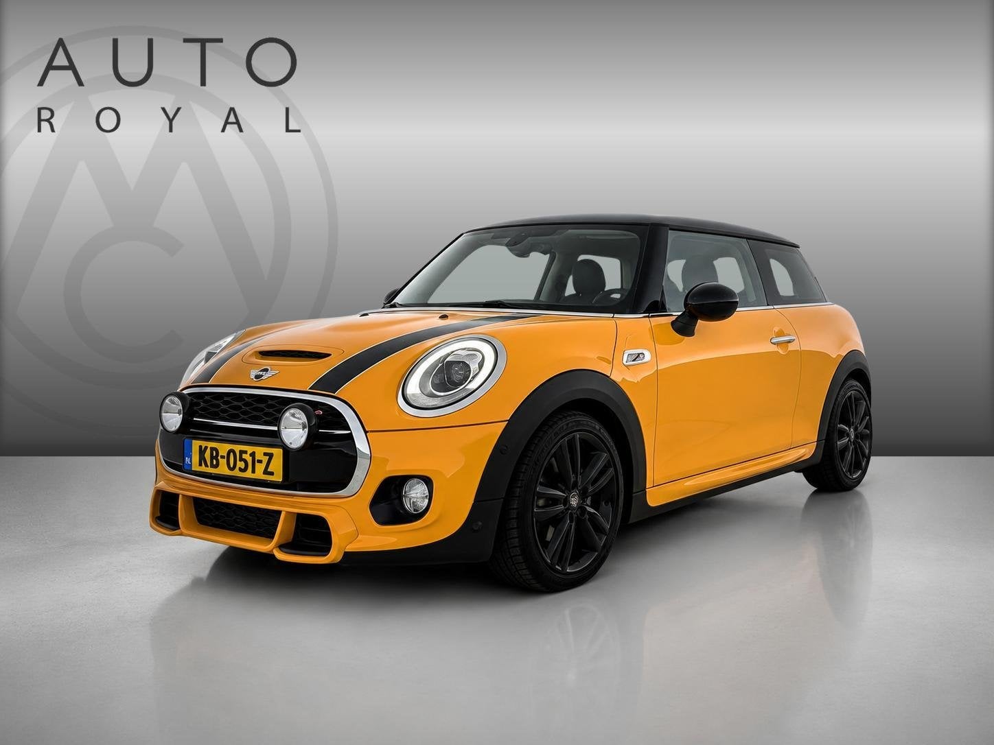 MINI 3-Deurs 2.0 Cooper S Chili Serious Business JOHN COOPER, Auto's, Mini, 1998 cc, Gebruikt, 4 stoelen, Leder en Stof