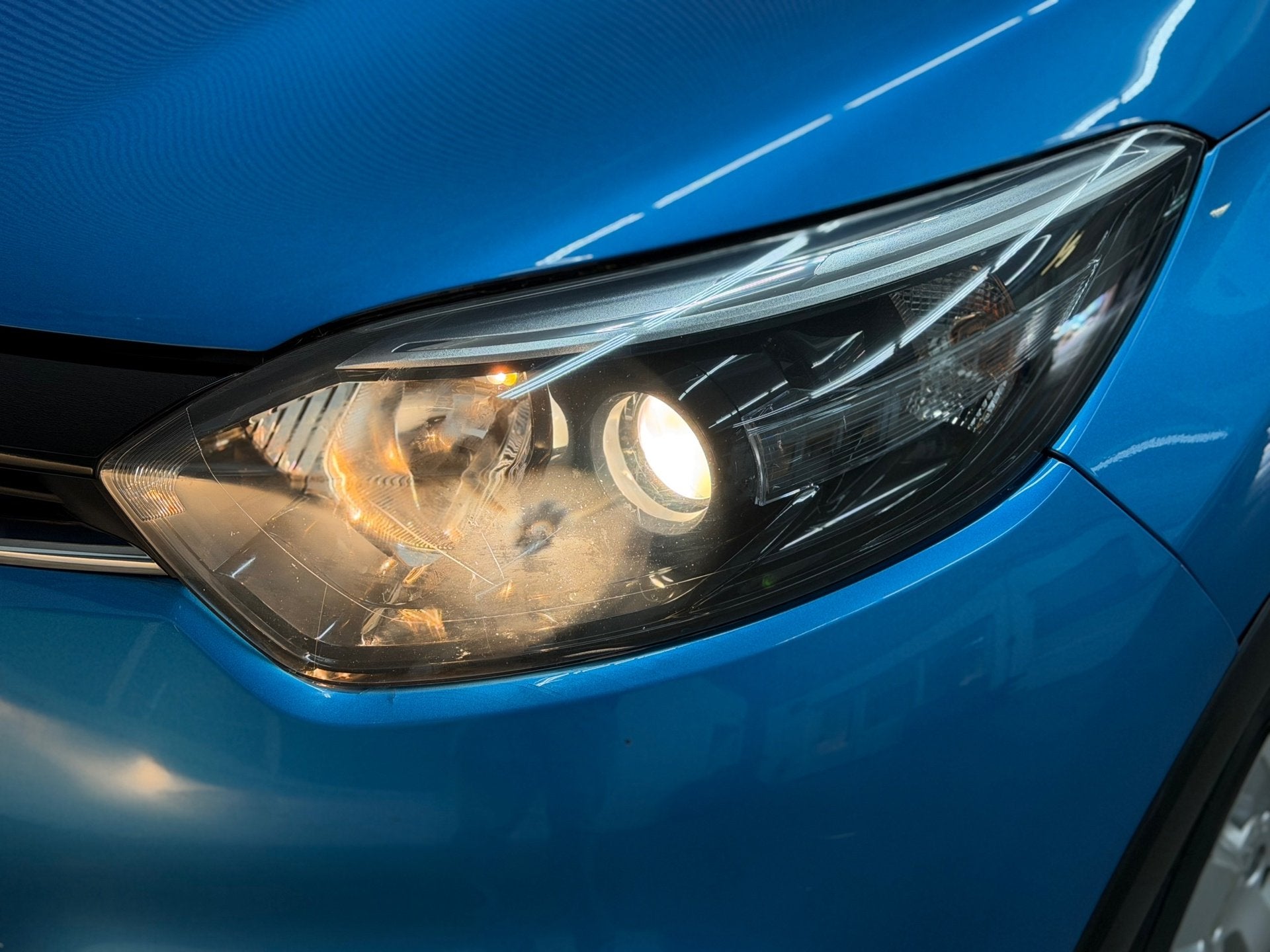 Renault Captur 1.2 TCe Dynamique 2013 AUTOMAAT CRUISE TREKHA, Auto's, Euro 5, Stof, Zwart, 4 cilinders