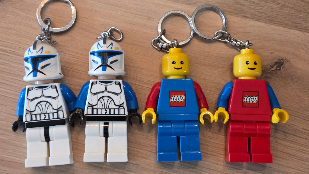 Lego sleutelhangers met licht, Kinderen en Baby's, Speelgoed | Duplo en Lego, Gebruikt, Star Wars, Lego, Ophalen of Verzenden