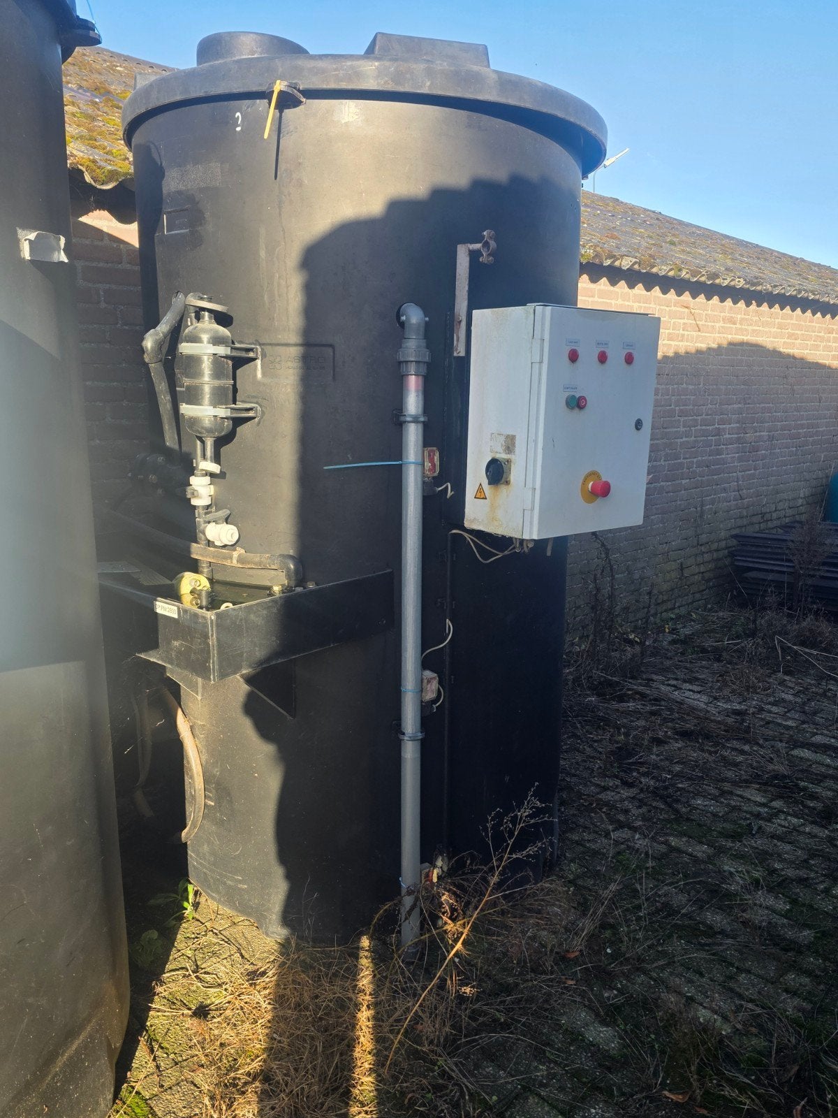 2x Schone Chemie Vaten (Wateropslag / Regenton) – met Niveau, 150 liter of meer, Ophalen, Gebruikt, Kunststof