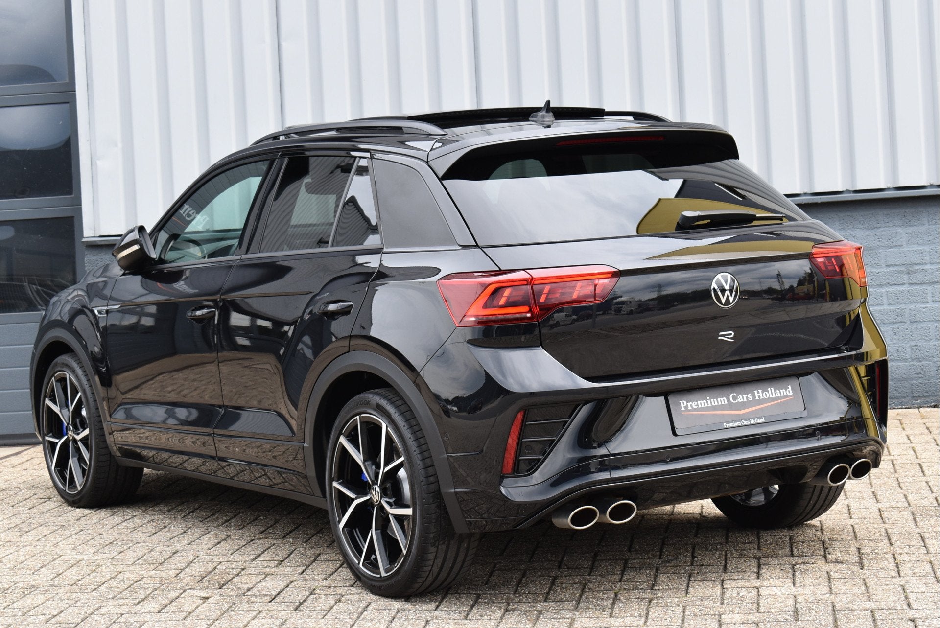 Volkswagen T-Roc 2.0 TSI 4Motion R Facelift Pano Navi Camera, Auto's, Volkswagen, Automaat, Automatische klimaatregeling, Gebruikt