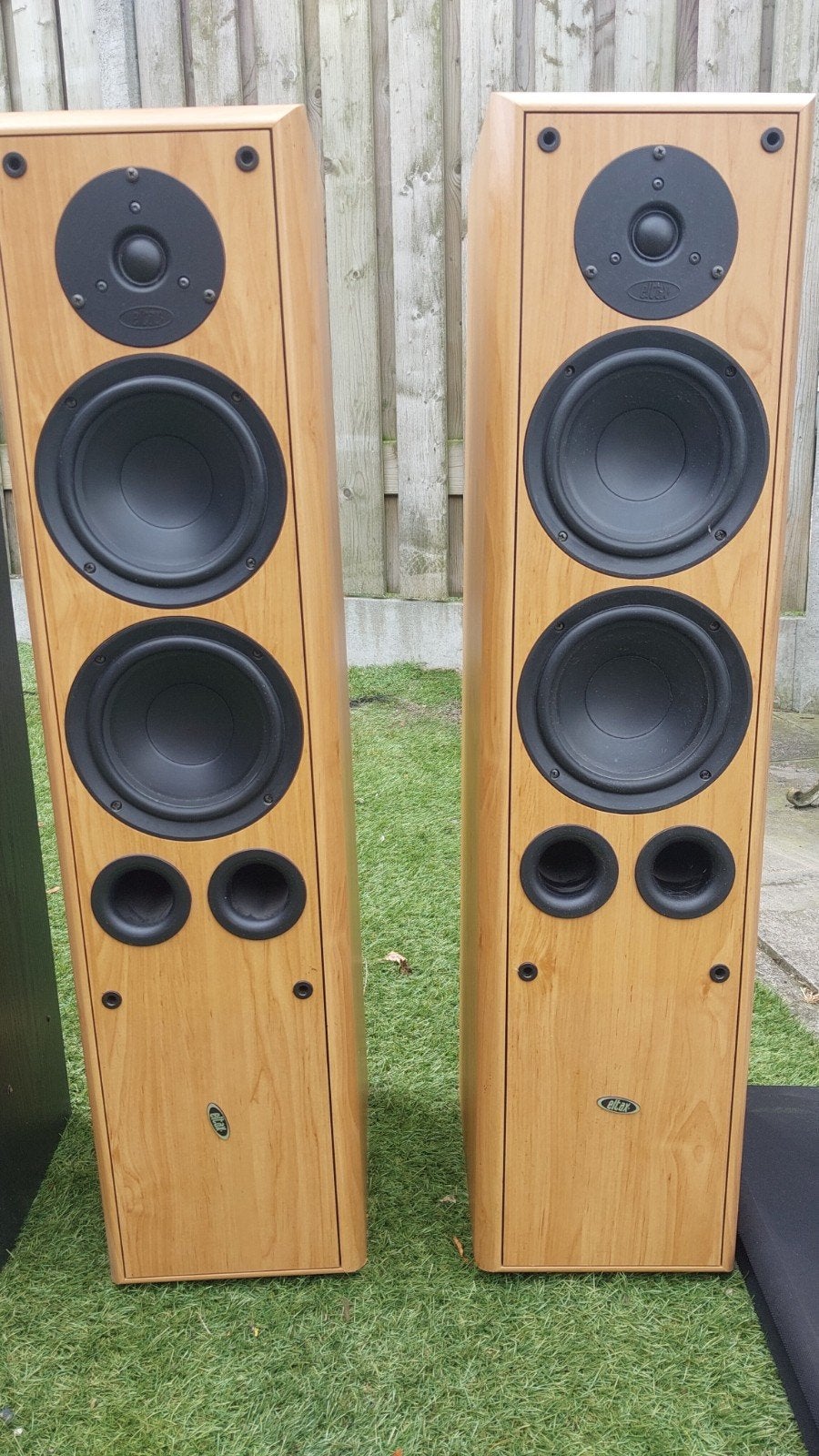 Eltax Symphony 8.2, 150 watt of meer, Vloerstaande luidspreker, Gebruikt, Magnat
