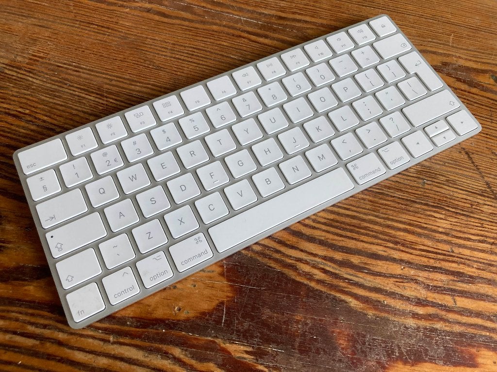 Apple magic Keyboard A1644, Computers en Software, Toetsenborden, Ophalen of Verzenden, Zo goed als nieuw, Draadloos, Qwerty