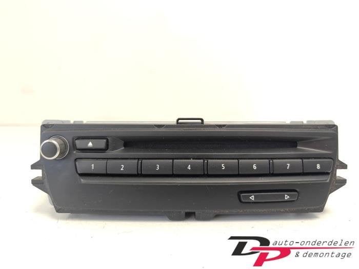Radio CD Speler van een BMW 3-Serie, Gebruikt, -, -, Ophalen of Verzenden