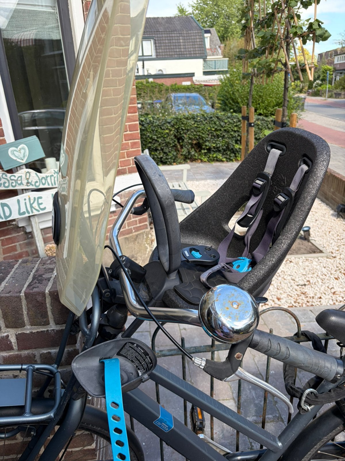 Thule yepp voorzitje blauw, Ophalen, Zo goed als nieuw