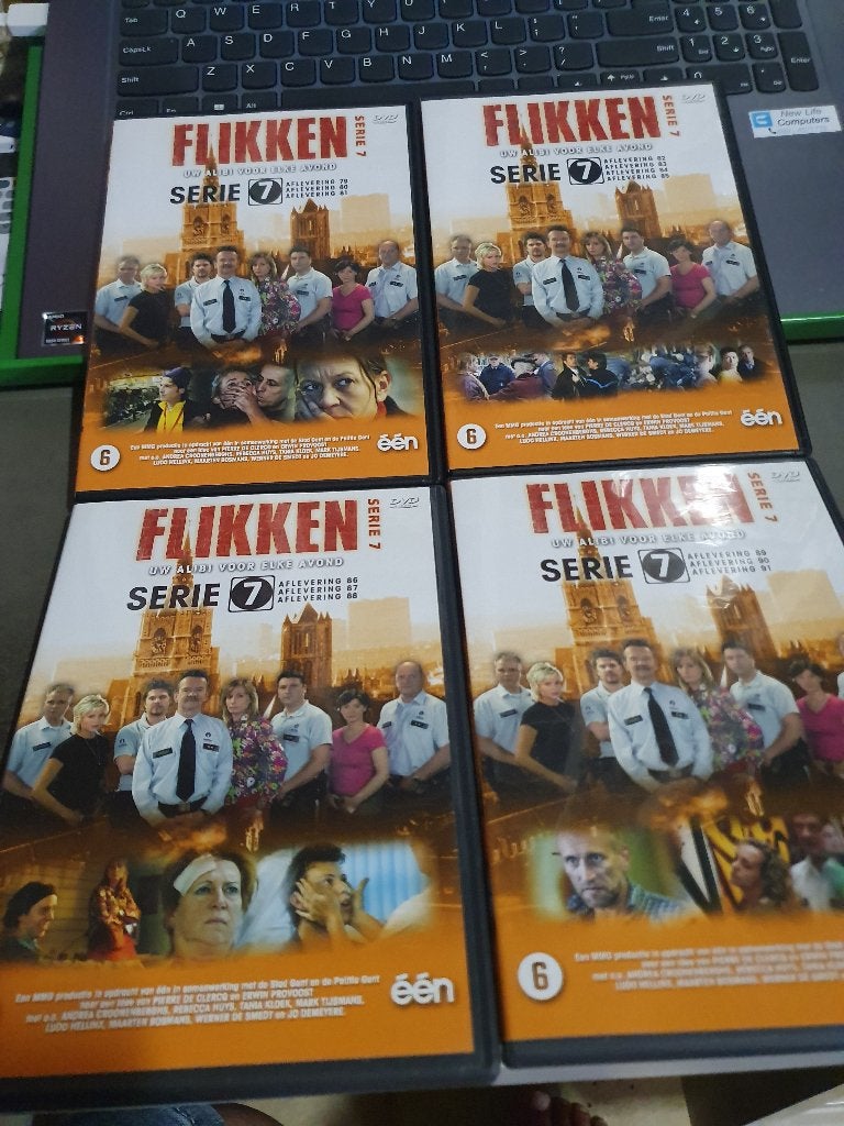 Flikken - Serie 7 (4 DVD), Alle leeftijden, Ophalen, Zo goed als nieuw