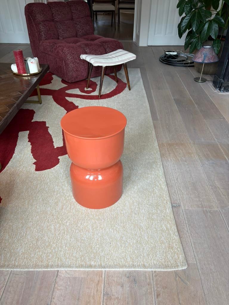 Bijzettafel / kruk / (design) poef, Ophalen of Verzenden, Zo goed als nieuw, Rond, Minder dan 50 cm