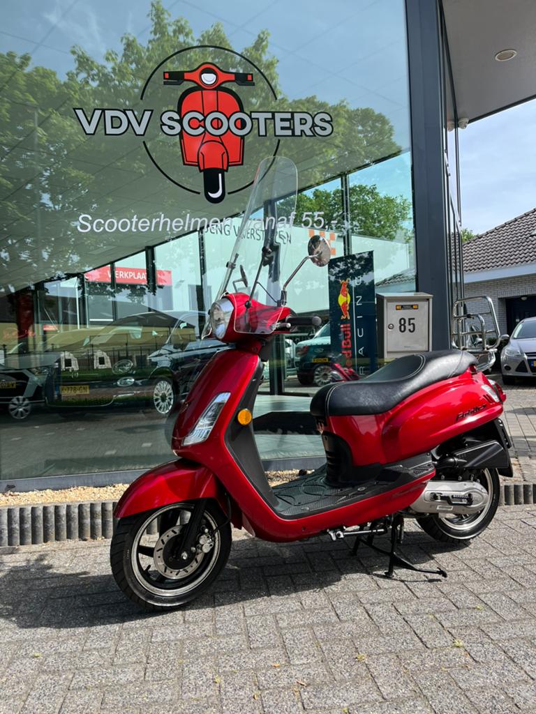 Zo goed als nieuwe Sym Fiddle 2, Fietsen en Brommers, Ophalen, Zo goed als nieuw, Benzine, Fiddle