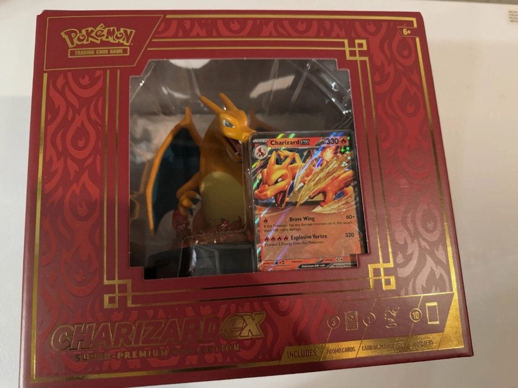 Pokemon tcg charizard ex super premium collection box sealed, Ophalen of Verzenden, Zo goed als nieuw, Boosterbox, Foil