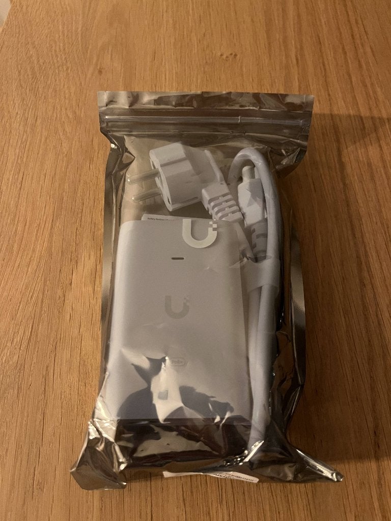 Ubiquiti PoE+ Adapter (30W), Ophalen of Verzenden, Nieuw, Ubiquity UniFi