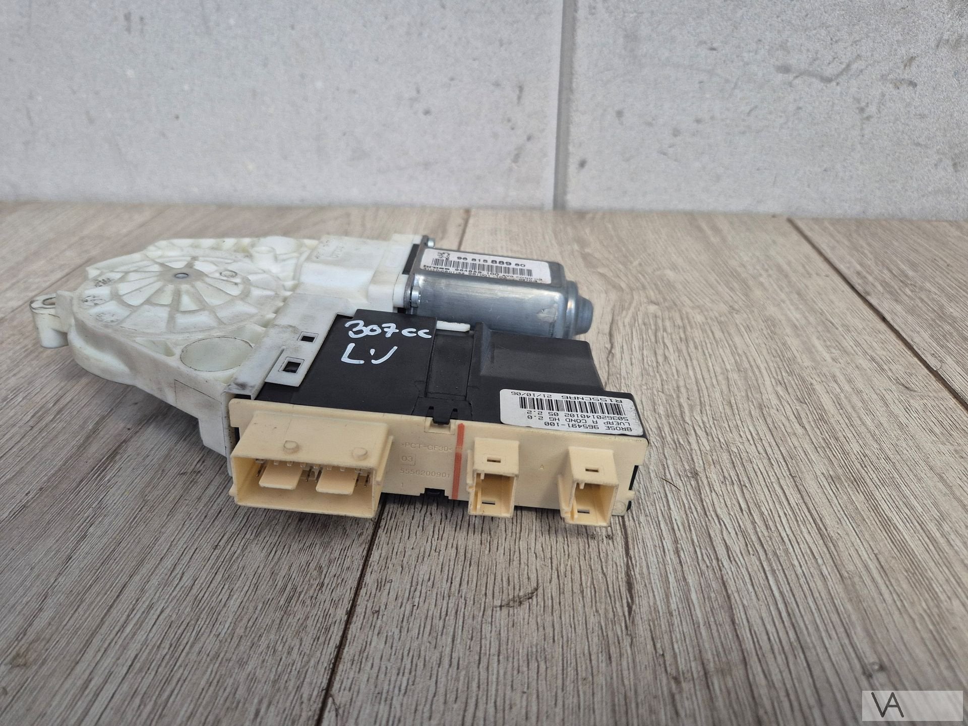 Raammotor links voor Peugeot 307cc 2006 - 2009 9681588980, Gebruikt, -, -, Ophalen of Verzenden