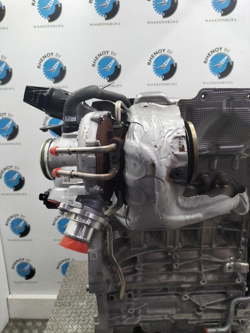 VOLVO V90 TURBO 32140170 2022, Ophalen of Verzenden, Gebruikt, ARN erkend