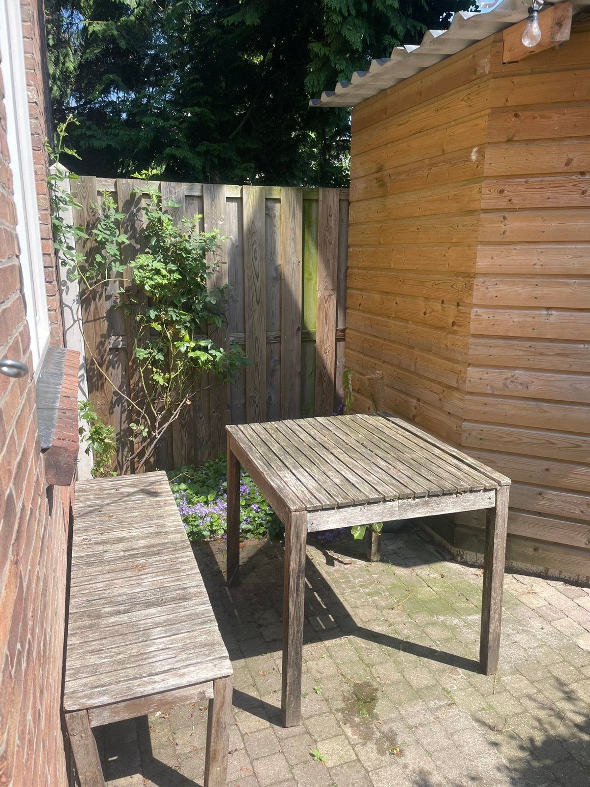 GRATIS houten tuintafel en tuinbank, Ophalen, Gebruikt, Hout