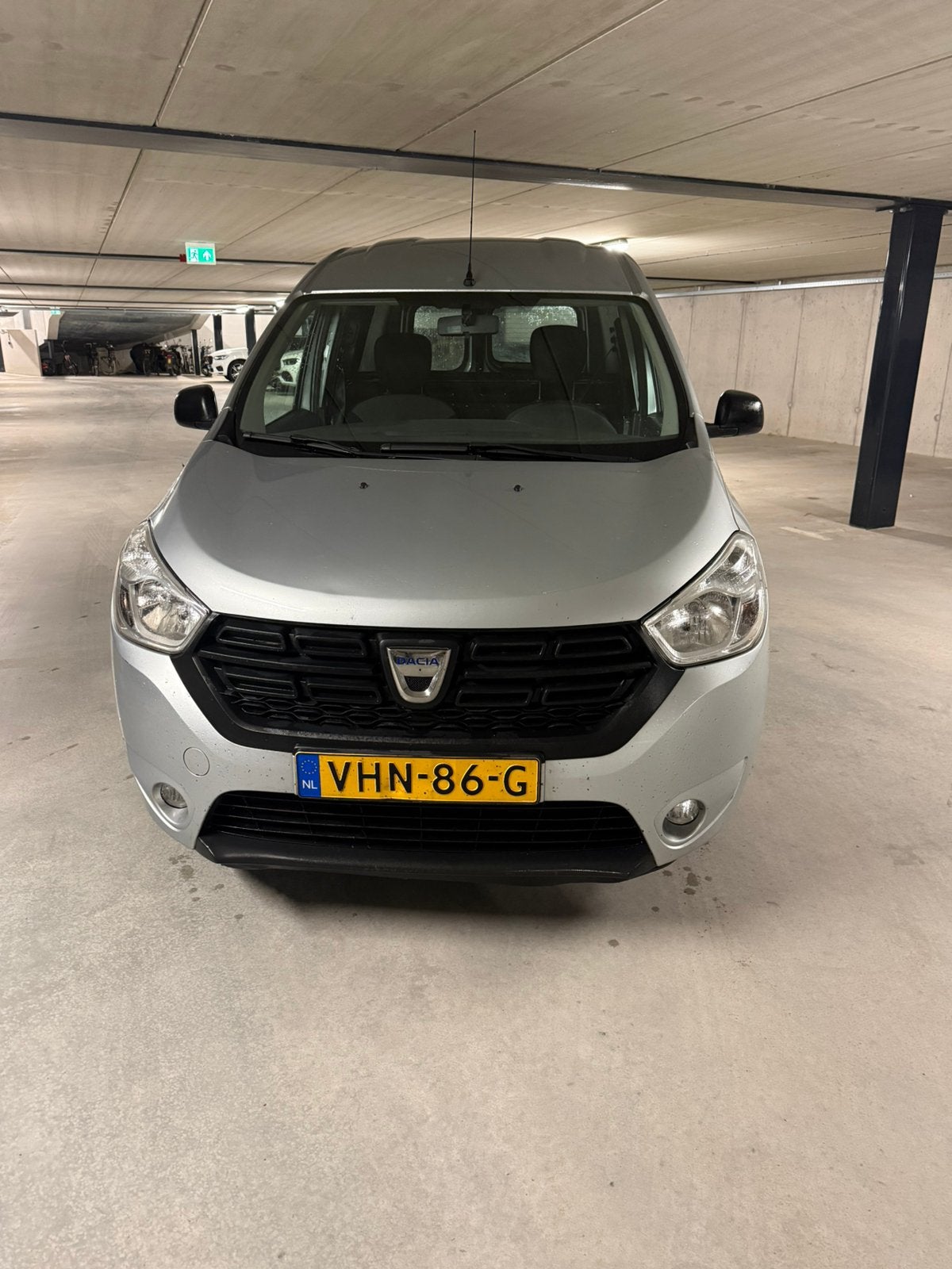 Dacia Dokker Van 1.5 dCi 95pk 2020  Prijs ex btw, Auto's, Origineel Nederlands, Bedrijf, 19 km/l, 2 stoelen