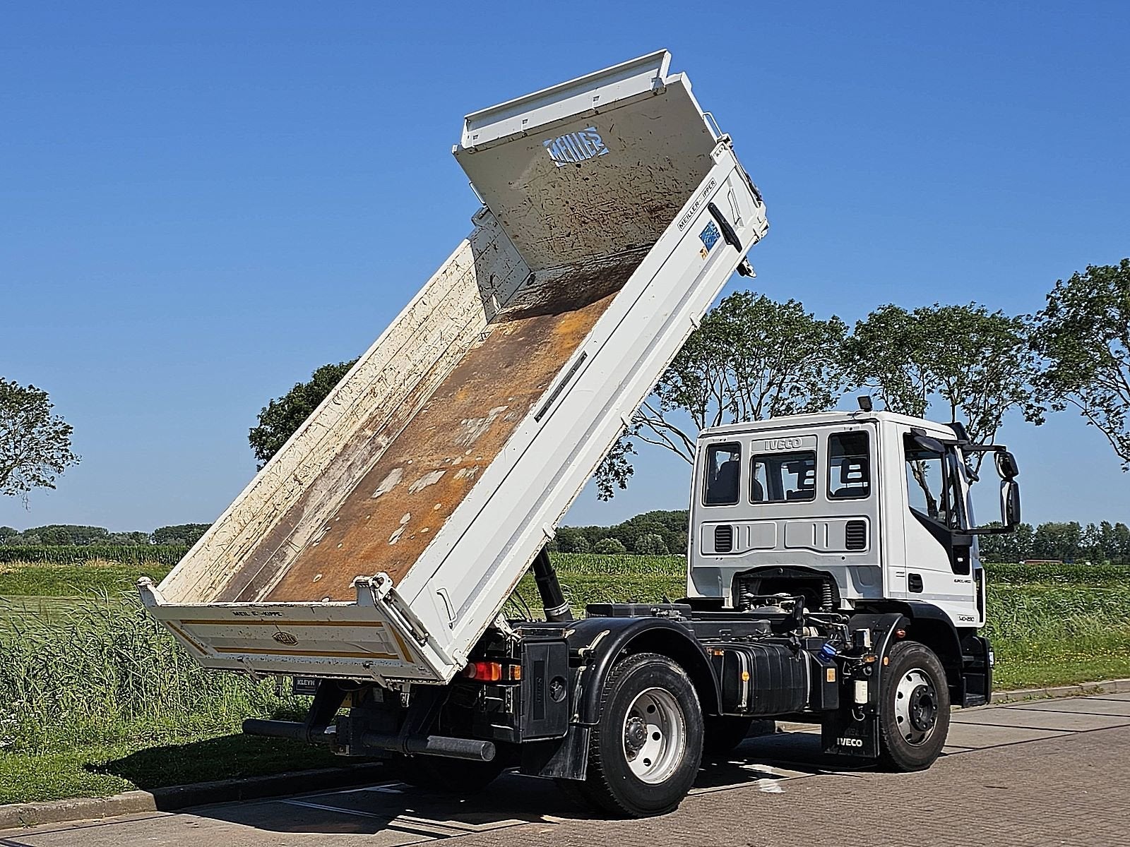 IVECO 140E28 EUROCARGO meiller 3s airco e6d, Automaat, 281 pk, Euro 6, Wit