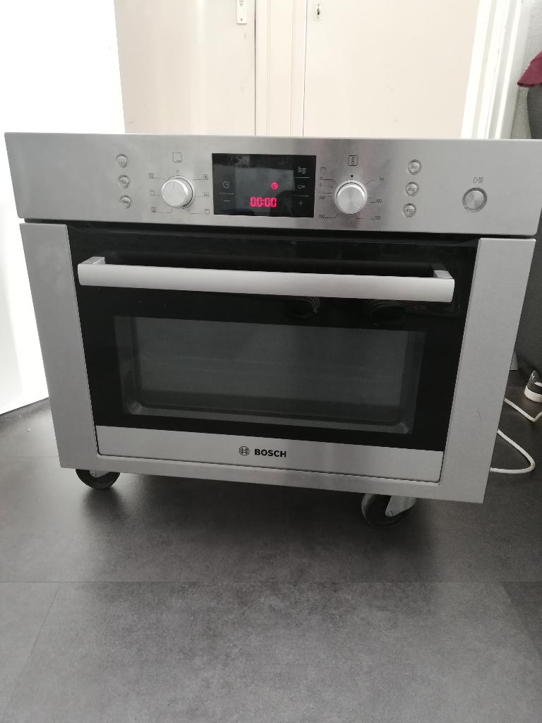 Bosch inbouw combi oven magnetron functie model HBC84K553N, Ophalen, Minder dan 45 cm, Gebruikt, Bosch