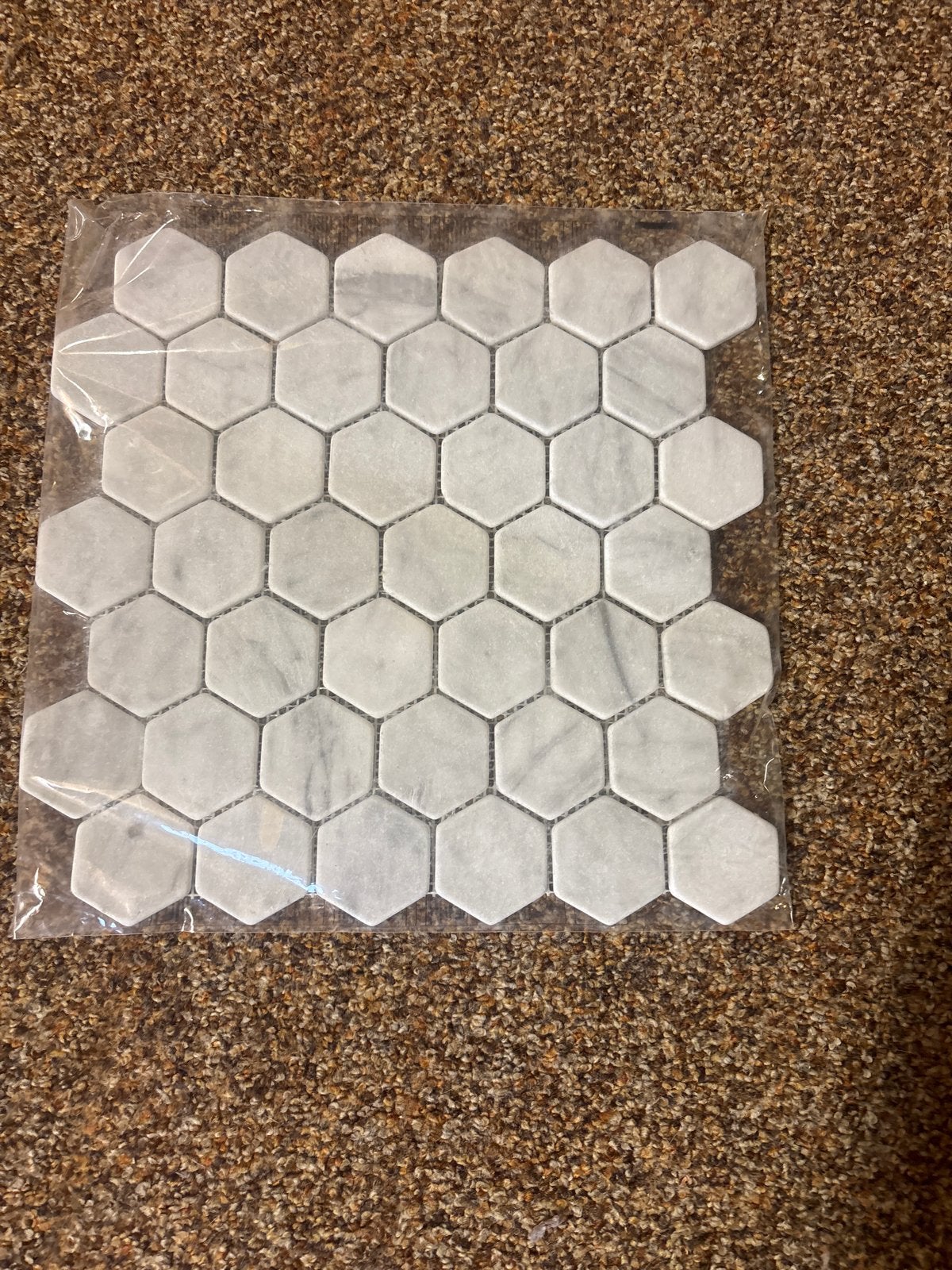 Witte Hexagon Marmer Mozaïek Tegels - Nieuw in verpakking, Wandtegels, Nieuw, Ophalen of Verzenden, 20 tot 40 cm
