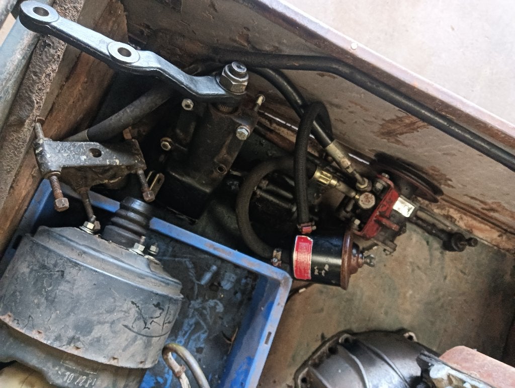 bekrachtigd stuurhuis, met pomp en reservoir Volvo 164, Auto-onderdelen, Ophalen, Gebruikt, Volvo