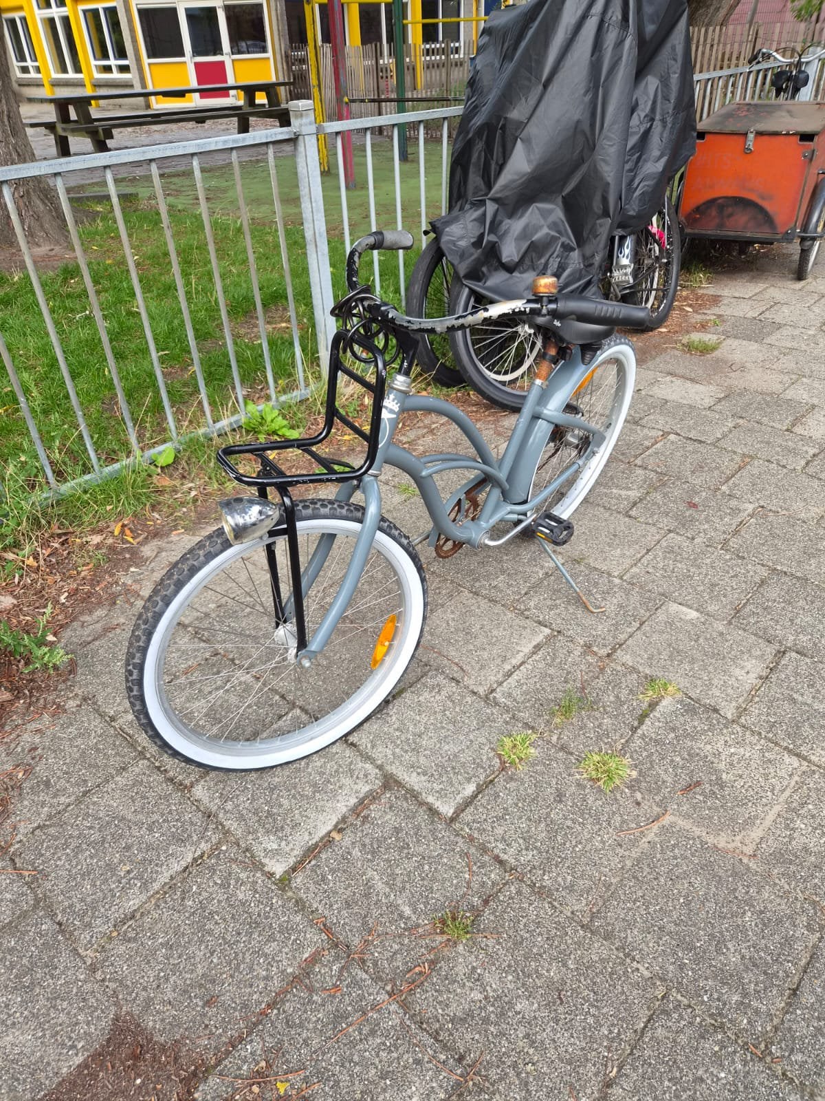 Kinder fiets 24 inch, Fietsen en Brommers, Fietsen | Driewielfietsen, Ophalen, Zo goed als nieuw, Terugtraprem
