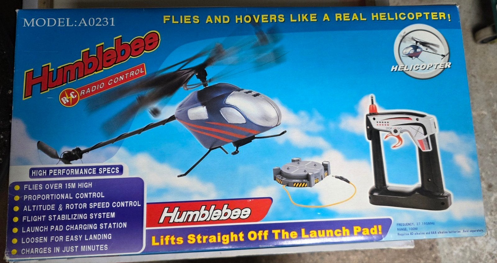 Bestuurbare helikopter HUMBLEBEE, 1:72 tot 1:144, Gebruikt, Helikopter, Ophalen