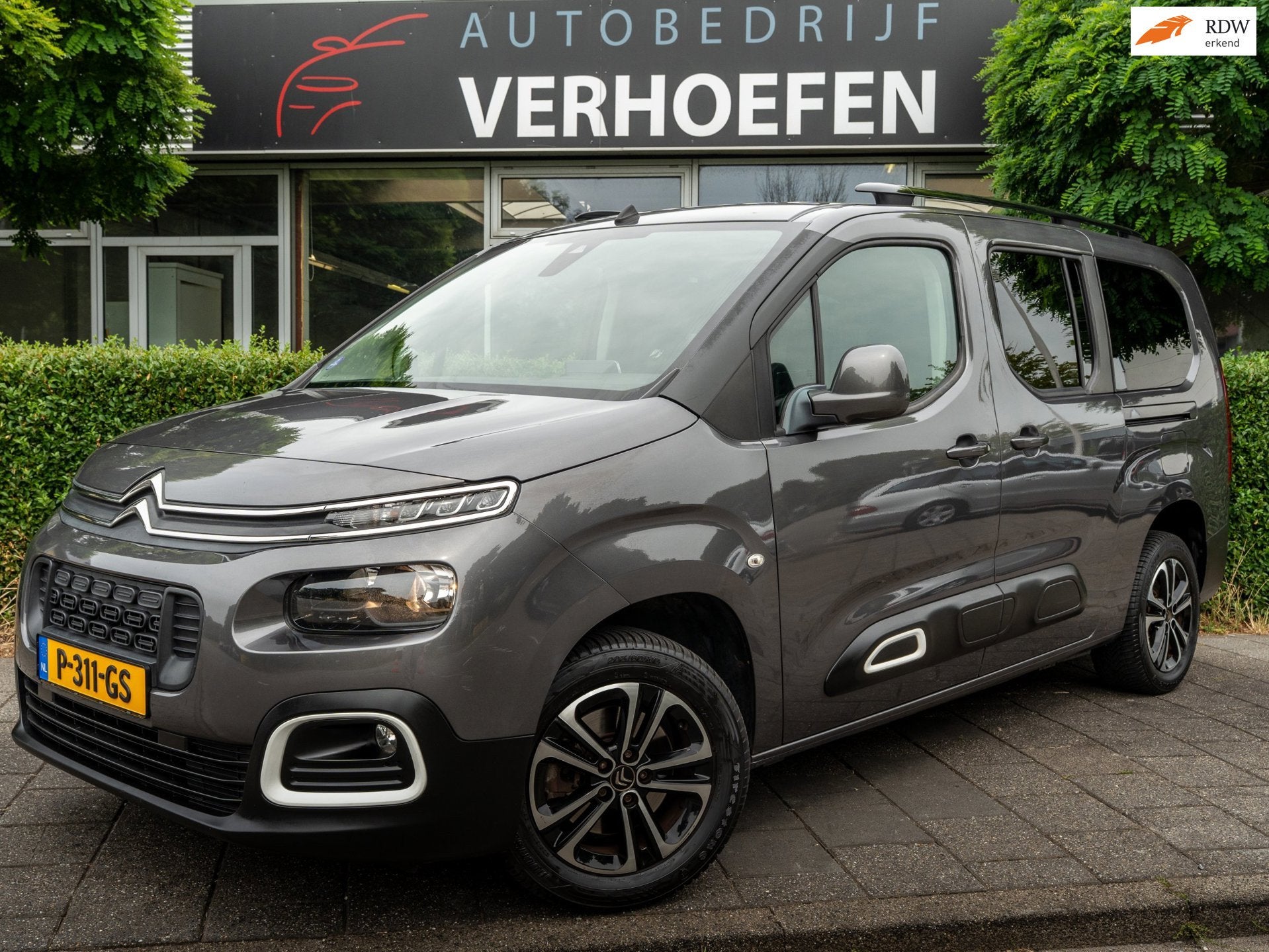 Citroen Berlingo XL 1.2 Shine - APPLE CARPLAY - CRUISE / CLI