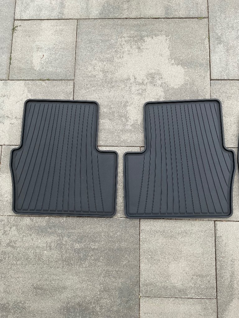 RUBBERMATTEN MAZDA 2, Ophalen, Zo goed als nieuw