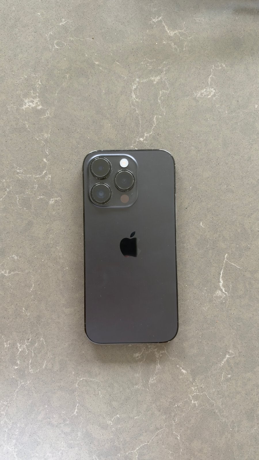 iPhone 14 Pro 256GB Zwart - Batterij 85%, IPhone 14 Pro, Zwart, Zo goed als nieuw, Zonder simlock