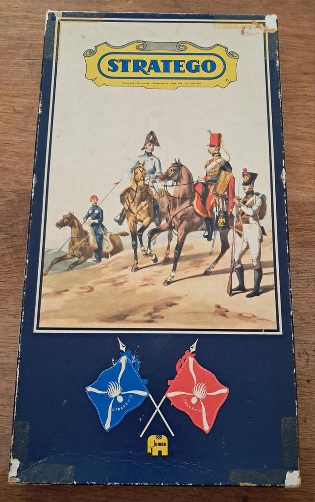 Stratego Bordspel - slechte doos 5 euro, Een of twee spelers, Ophalen of Verzenden, Gebruikt, Jumbo