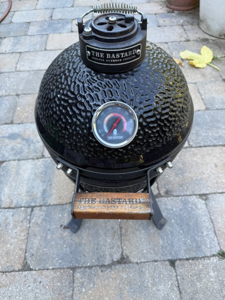 The Bastard Small kamado BBQ keramisch 25 cm rooster, Ophalen, Gebruikt, The Bastard