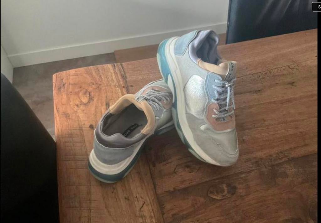 Sneakers /pastel en zilver/ bronx/ maat 40, Overige kleuren, Verzenden, Sneakers of Gympen, Gedragen