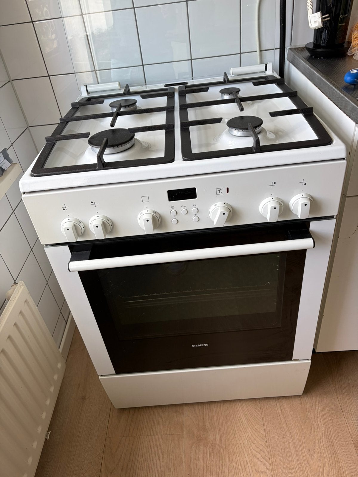 Siemens gasfornuis (85 x 60 x 60 cm) – Oven defect, Ophalen, 4 kookzones, Zo goed als nieuw, Gas