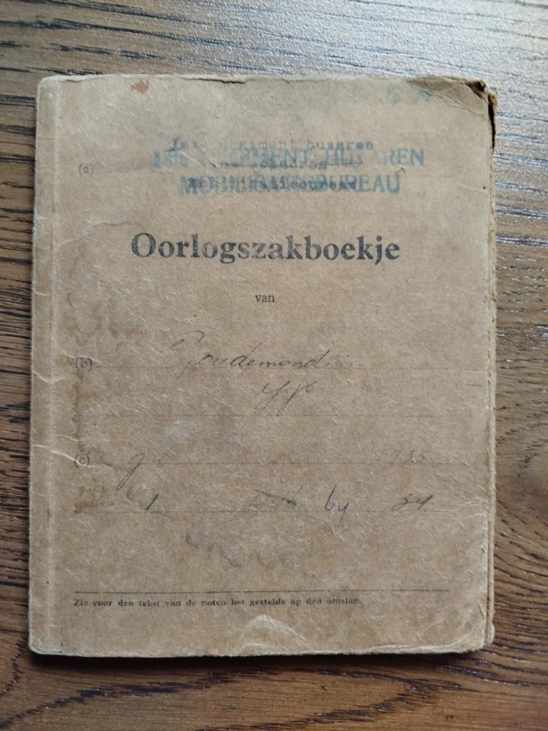 Oorlogszakboekje 1e Regiment Huzaren lichting 1935, Ophalen of Verzenden, Landmacht, Nederland, Overige typen