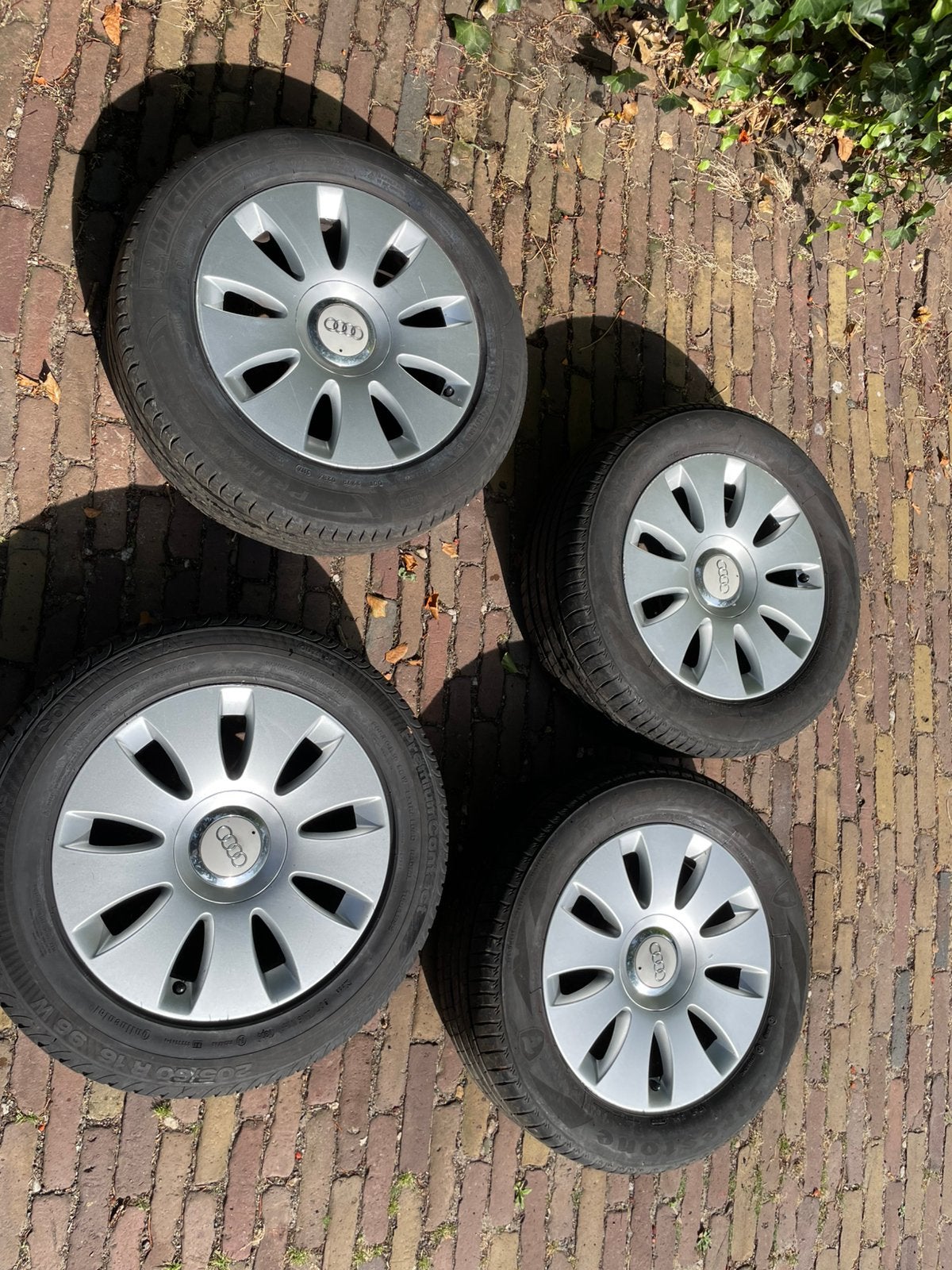 Originele Audi A6 (C6) 16” Wielen+banden, Auto-onderdelen, Banden en Velgen, Ophalen, Gebruikt, 16 inch, Banden en Velgen