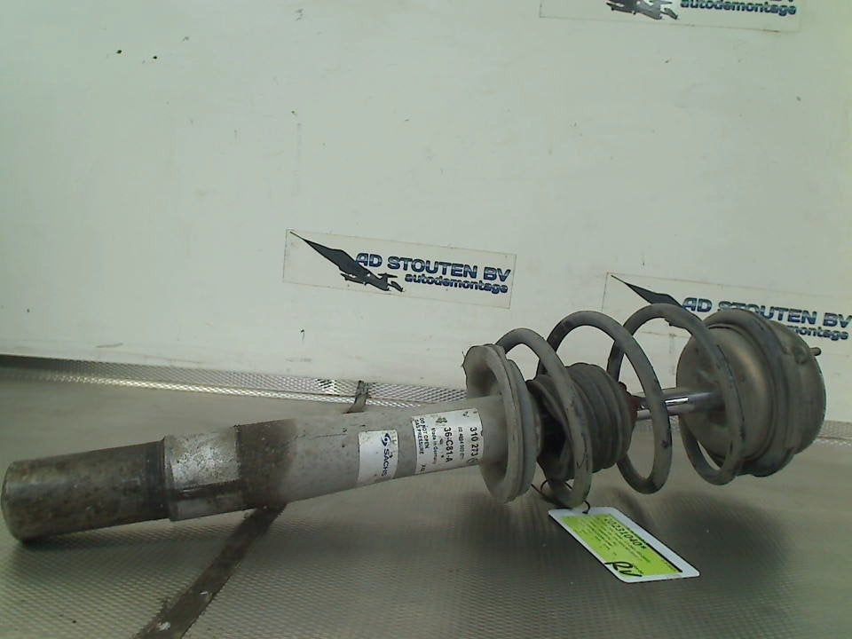 Schokbreker Rechts Voor BMW 5 serie (E60) 2004 36c81a, Gebruikt, Petuelring 130, München 80809, , Duitsland, BMW, Bayerische Motoren Werke AG