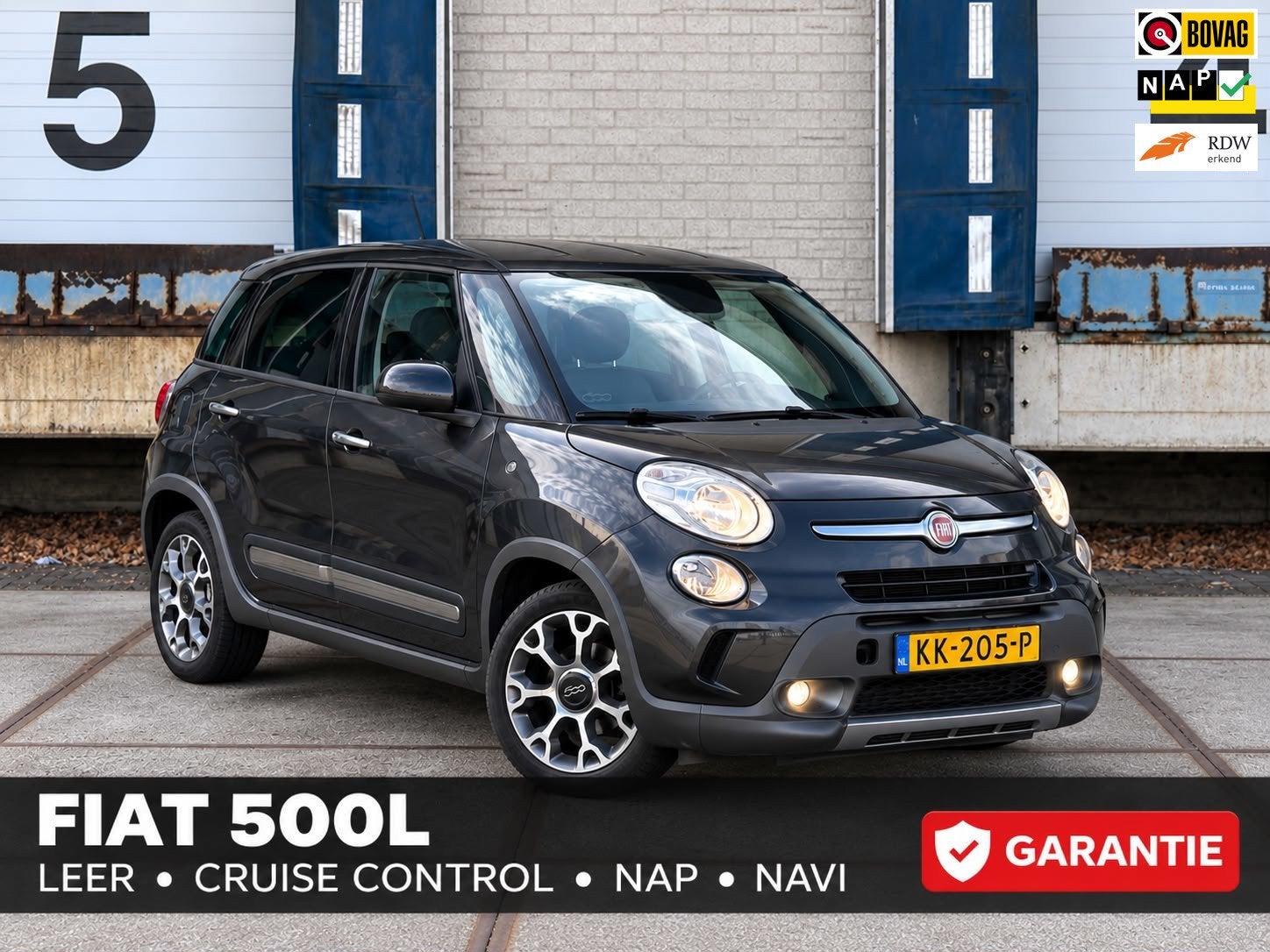 Fiat 500 L 0.9 TwinAir Trekking (LEER-Cruis+NAVI+CLIMA+GARAN, Auto's, Voorwielaandrijving, Gebruikt, Leder en Stof, Bedrijf