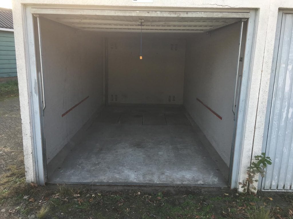 TE HUUR; Garagebox in Winterswijk, Huizen en Kamers, Garages en Parkeerplaatsen, Gelderland