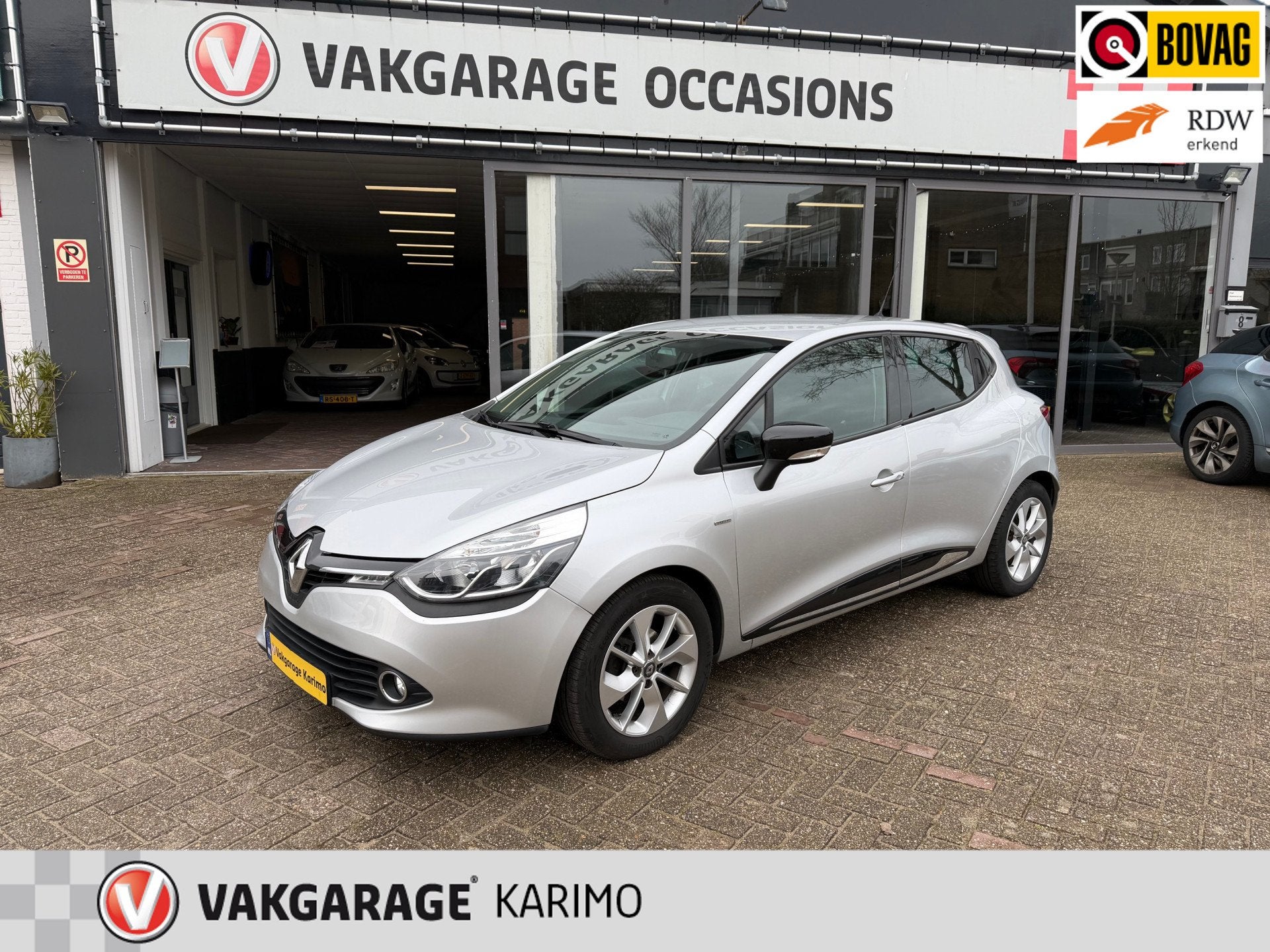Renault Clio 1.2 Dynamique Automaat.. (bj 2016), Auto's, Renault, Stof, Gebruikt, 4 cilinders, 1054 kg