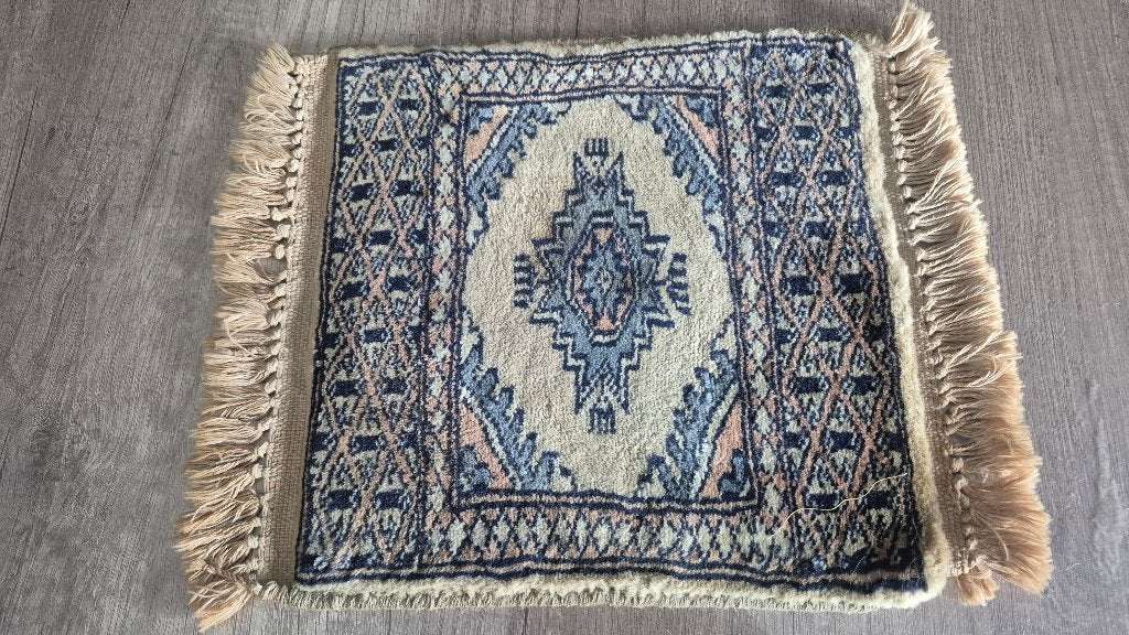 Perzisch tafelkleedje met franjes (1), Huis en Inrichting, Gebruikt, 40 cm, 30 cm, Ophalen of Verzenden