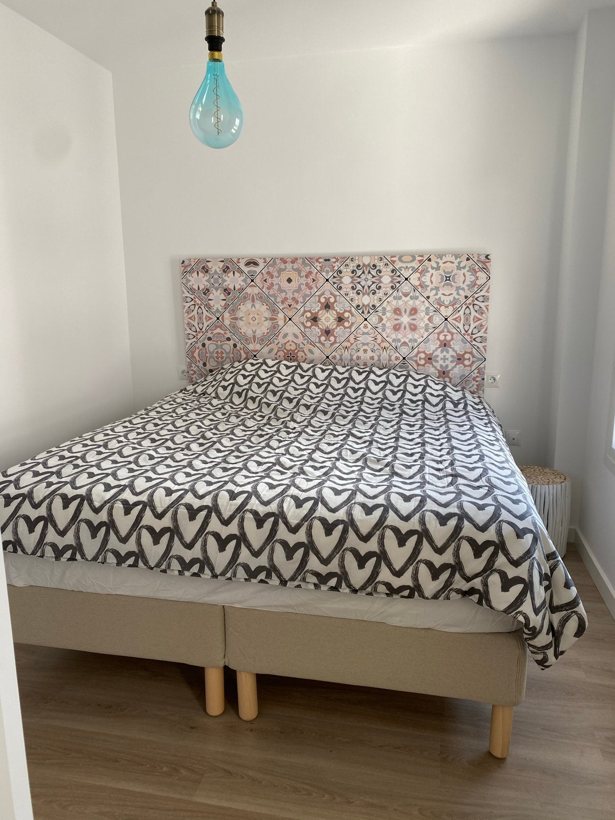 Uniek houten hoofdbord 1.80 m x 80 cm, Ophalen, Gebruikt, Beige, Tweepersoons