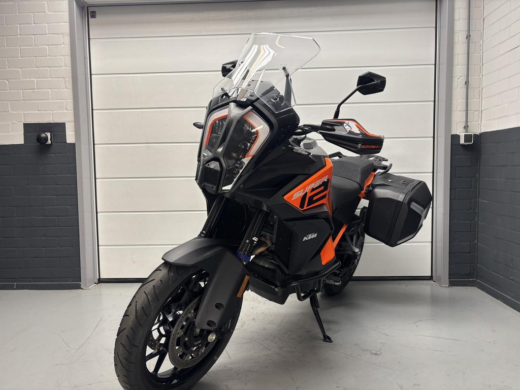 KTM 1290 SUPER ADVENTURE S (bj 2023), KTM, Bedrijf, Overig, Sluisweg 20
6581 KA  Malden, NL