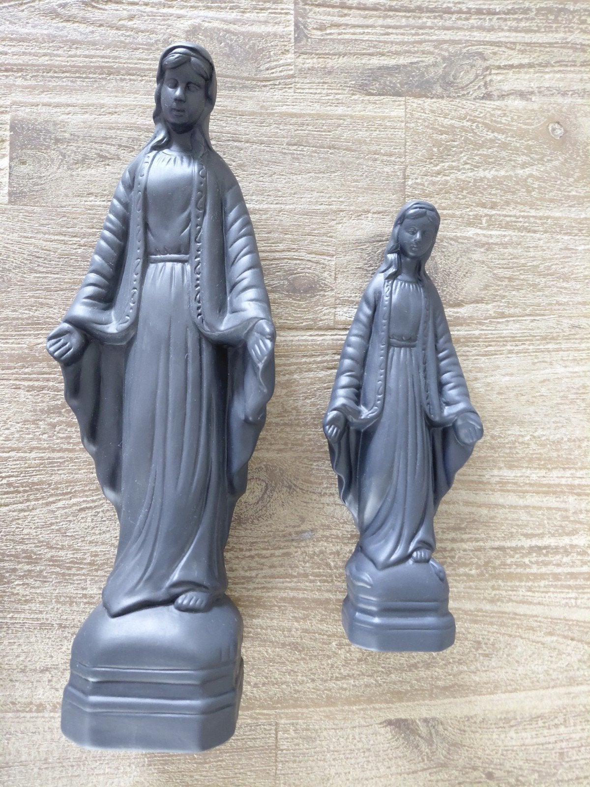 Madonna beeldjes nieuw 29,5 en 20,5, Ophalen, Nieuw, Beeld(je)
